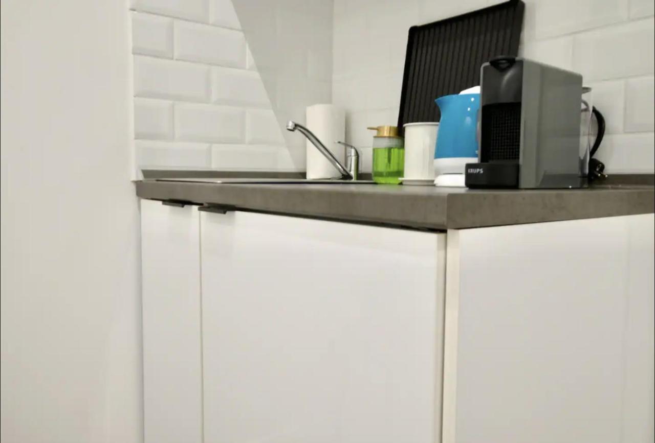 Studio Apartments By Hi5- Apartment In Downtown Budapest Eksteriør billede